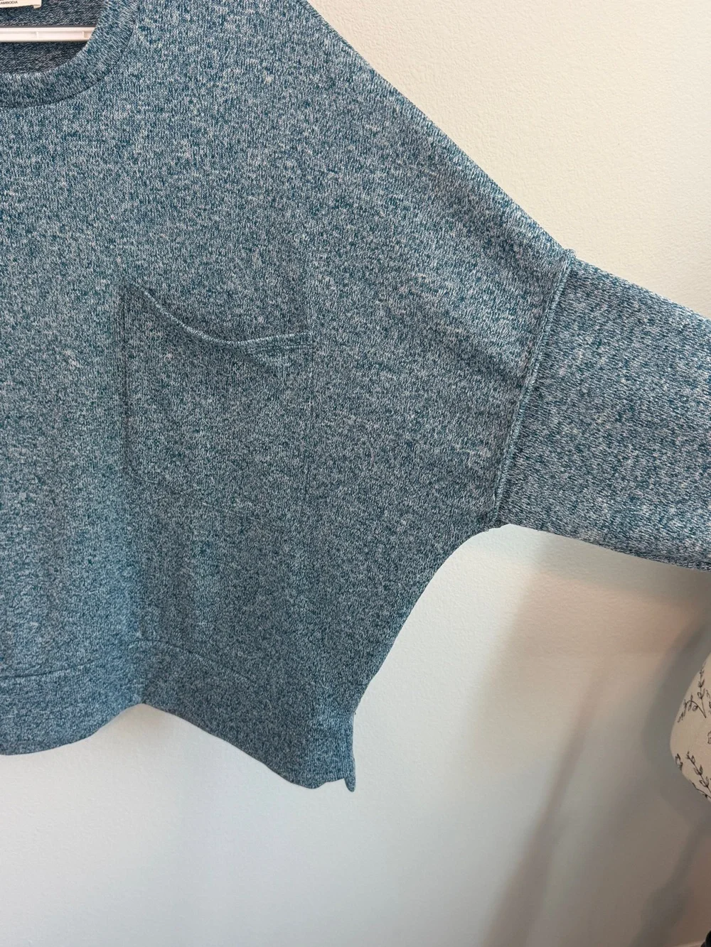 Zenana Outfitters Heathered Blue Crewneck Sweater